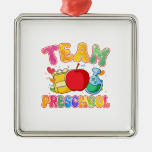 Team Preschool Ornament Aus Metall