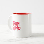 Teambriege | Coole, moderne Augen, rot Zweifarbige Tasse (Vorderseite Links)