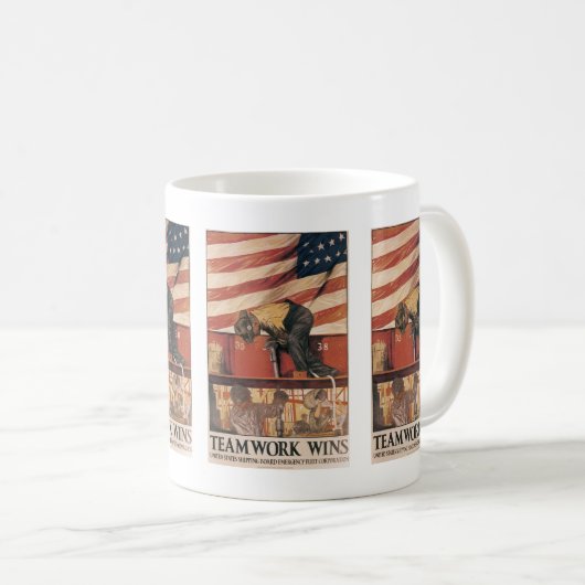 Teamwork gewinnt kaffeetasse (VorderseiteRechts)