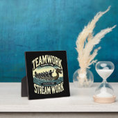 Teamwork macht den Stream funktionieren, Dragon Bo Fotoplatte (InSitu)