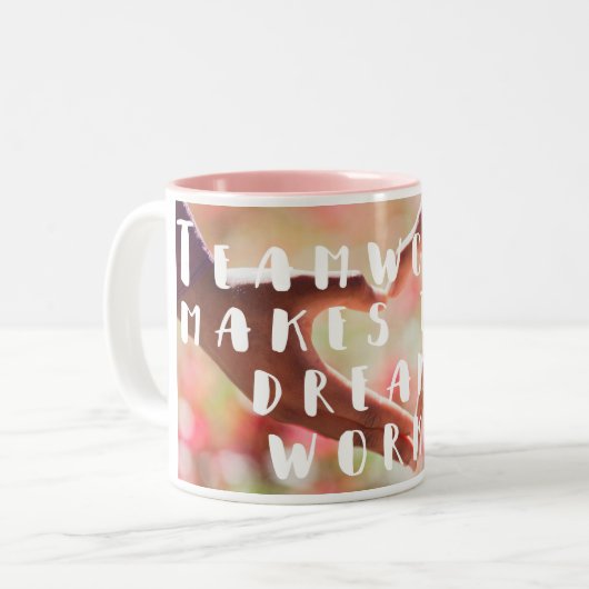 Teamwork-Zitat-Kaffee-Tasse Zweifarbige Tasse (Vorderseite Links)