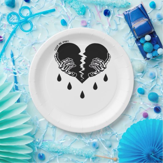 Tear Me Apart Classic Pappteller (Party)