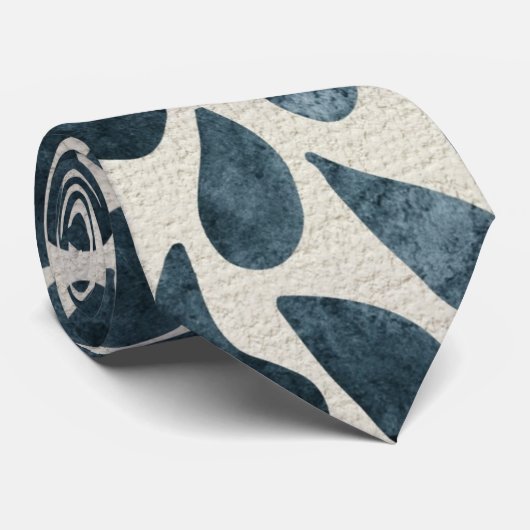 Teardrop Petals Krawatte (Gerollt)