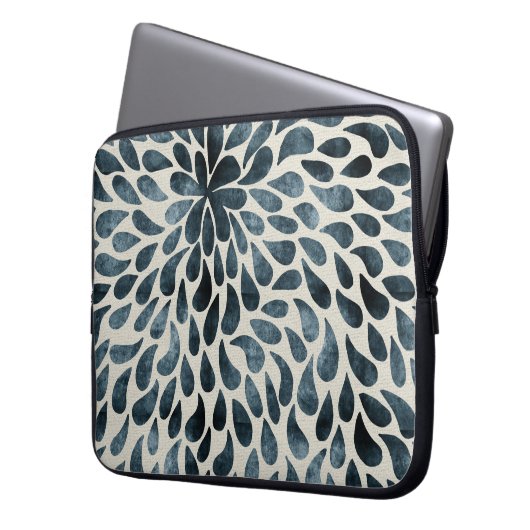 Teardrop Petals Laptopschutzhülle (Vorderseite Links)
