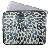 Teardrop Petals Laptopschutzhülle (Vorderseite)