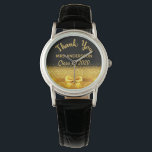 Teatcher schwarzen goldenen Bogen danke Klasse Armbanduhr<br><div class="desc">Elegant,  klassisch,  glamourös und feminin. Ein Geschenk für einen Lehrer. Ein Imitat goldfarbenen Bogen und Band. Schwarzer Hintergrund. Mit dem Text: Vielen Dank,  Vorlage für einen Namen und Klasse eines Jahres.</div>