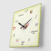 Teatime Quadratische Wanduhr (Winkel)