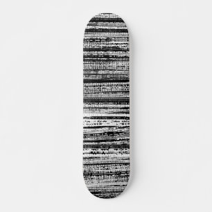 Tech Decode - Schwarz und Weiß auf Holz Skateboard