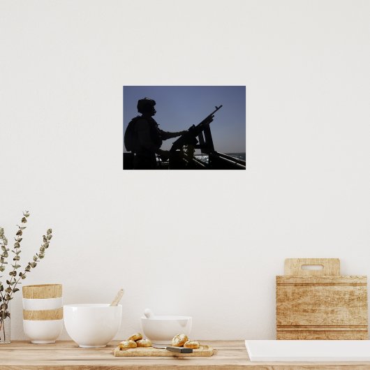 Techniker bemannt ein Maschinengewehr M240 im Irak Poster (Küche)