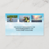 Techniker installiert Solaranlage auf Dach Visitenkarte (Rückseite)