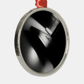 Technologie Silbernes Ornament (Rechts)