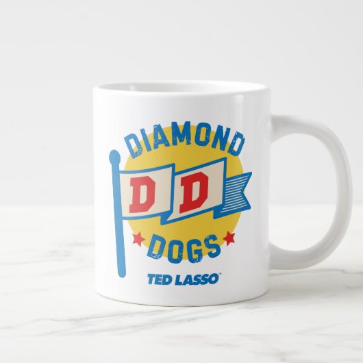 Ted Lasso | Diamond Hogs Pennant Graphic Jumbo-Tasse (Rechts)