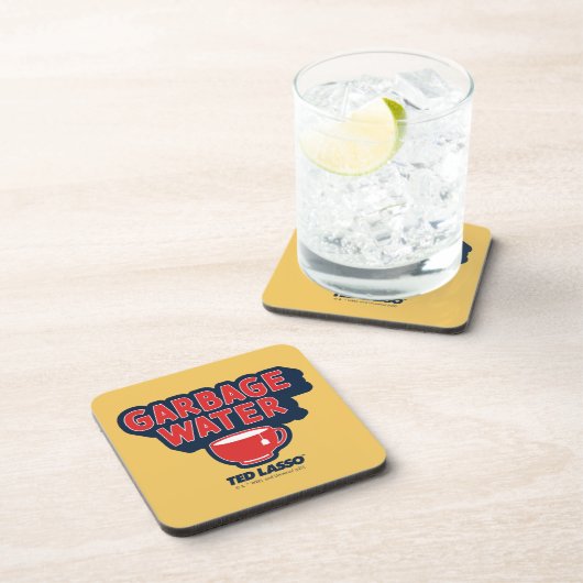 Ted Lasso | Garbage Water Tea Graphic Getränkeuntersetzer (Rechte Seite)