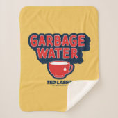 Ted Lasso | Garbage Water Tea Graphic Sherpadecke (Vorderseite)