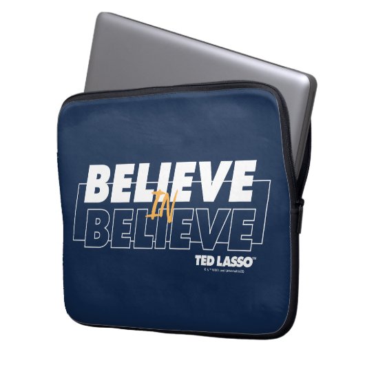 Ted Lasso | Glauben an Glauben Laptopschutzhülle (Vorderseite Links)