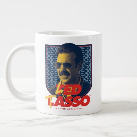 Ted Lasso | Led Tasso Abzeichen Jumbo-Tasse (Links)