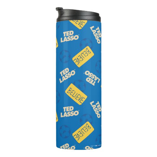 Ted Lasso | Sign and Ball Toss Muster glauben Thermosbecher (Nach rechts gedreht)