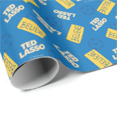Ted Lasso Soccer Pattern Geschenkpapier (Rolleneckpunkt)