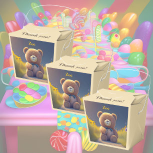 Teddy Bär auf der Wiese, niedlicher Brauch Geschenkschachtel