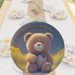 Teddy Bär auf der Wiese, niedlicher Brauch Pappteller