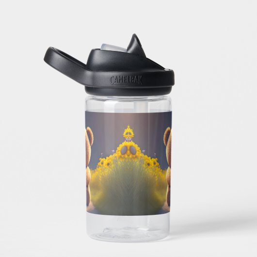 Teddy Bär auf der Wiese, niedlicher Brauch Trinkflasche (rechts)