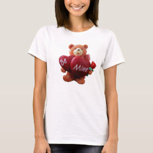 Teddy-Bär mit zwei Herzen und eine Rose T-Shirt