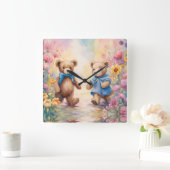 Teddy Bären in einem Pastelgarten Quadratische Wanduhr (Zuhause)