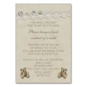 Teddy Bear Bring ein Buch anstelle einer Karte