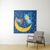 Teddy Bear sitzt auf dem Mond Baby Birth Stats Wandteppich (Beispiel (Horizontal))