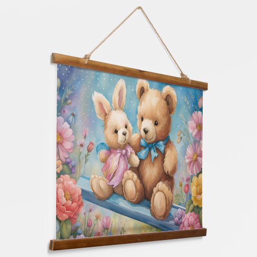 Teddy Bear und Bunny Sitzen im Garten Wandteppich Mit Holzrahmen (Gewinkelt)