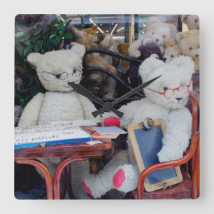 Teddy Bears Lektionen lesen Quadratische Wanduhr