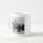 Teddy Roosevelt am Zirkus: 1924 Kaffeetasse (Vorderseite Links)