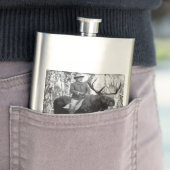 Teddy Roosevelt, der einen Stier-Elch reitet Flachmann (Beispiel)