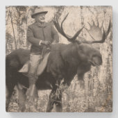 Teddy Roosevelt, der einen Stier-Elch reitet Steinuntersetzer (Vorderseite)