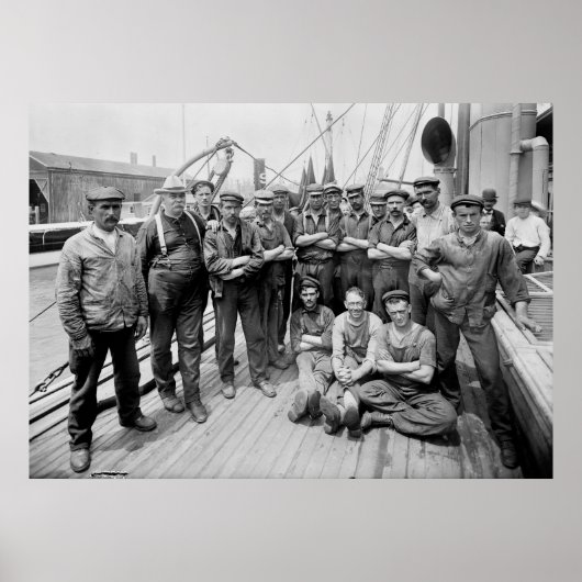 Teddy Roosevelt mit Crew, Anfang des 19. Jahrhunde Poster (Vorne)