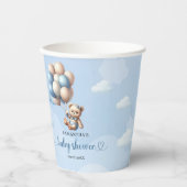 Teddybär, der von den blauen Himmelsballons abstei Pappbecher (Vorderseite)