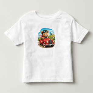 Teddybär fährt Auto auf glücklicher Straßenabenteu Kleinkind T-shirt