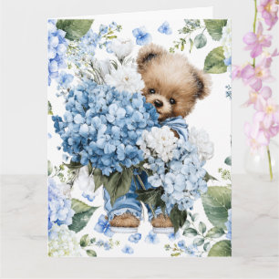 Teddybär hält Hortensienblumen Karte