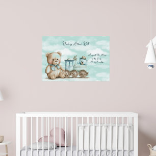 Teddybär-Korb mit Spielzeug für Babyjungen  Poster