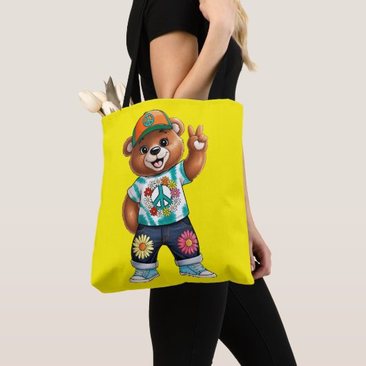 Teddybär mit lässiger friedlicher Ausstattung 1 Tasche (Von Nahem)