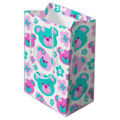 Teddybär und -Blumen zacken weiße Geschenktasche Mittlere Geschenktüte (Rückseite Schrägansicht)