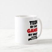 Tee by Day Gamer by Night Kaffeetasse (VorderseiteRechts)