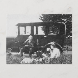 Tee für zwei alte Schwarz-Weiß-Bilder - Postkarte