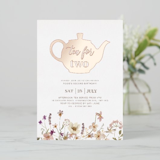 Tee für zwei Blumengeburt - Rose Gold Folieneinladung (Stehend vorne)