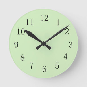 Tee-grüne Uhr