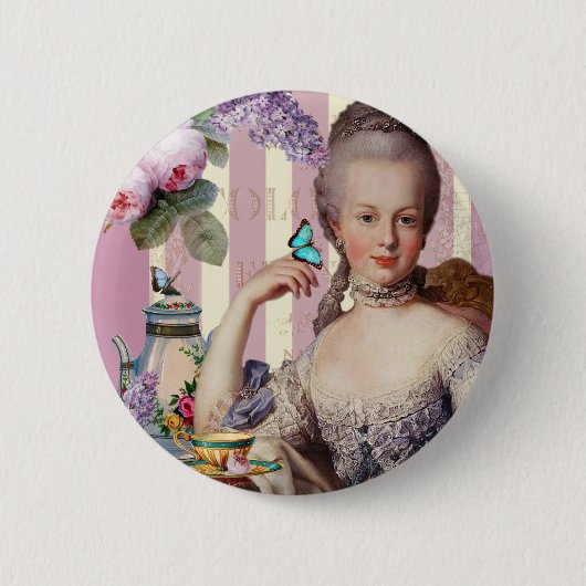Tee im Petit Trianon – rosa Button (Vorderseite)