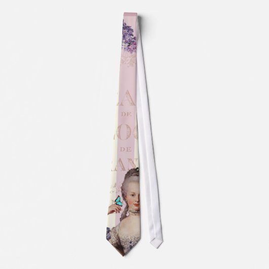 Tee im Petit Trianon – rose Krawatte (Vorderseite)