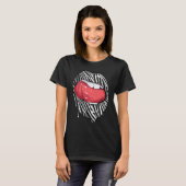 Tee Lips with Zebra Pattern Woman Tongue Girl Lips (Vorne ganz)