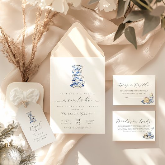 Tee mit der Mutter, die duscht. Einladung