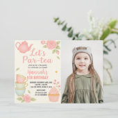 Tee-Party Geburtstagsfeier Einladung mit Blumen (Stehend Vorderseite)